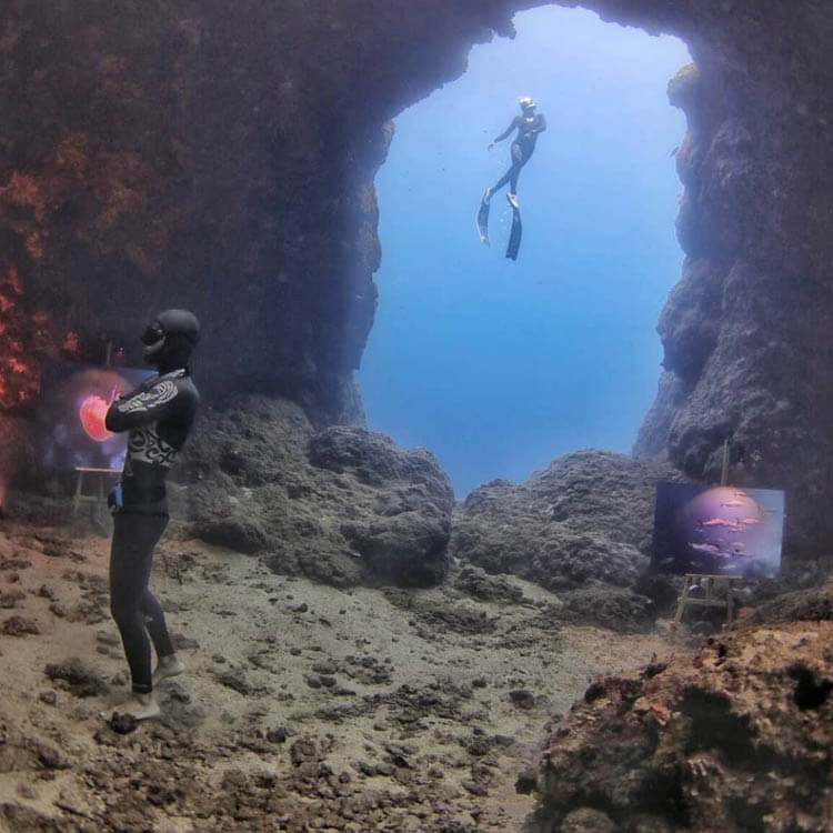 Underwater gallery in Greece